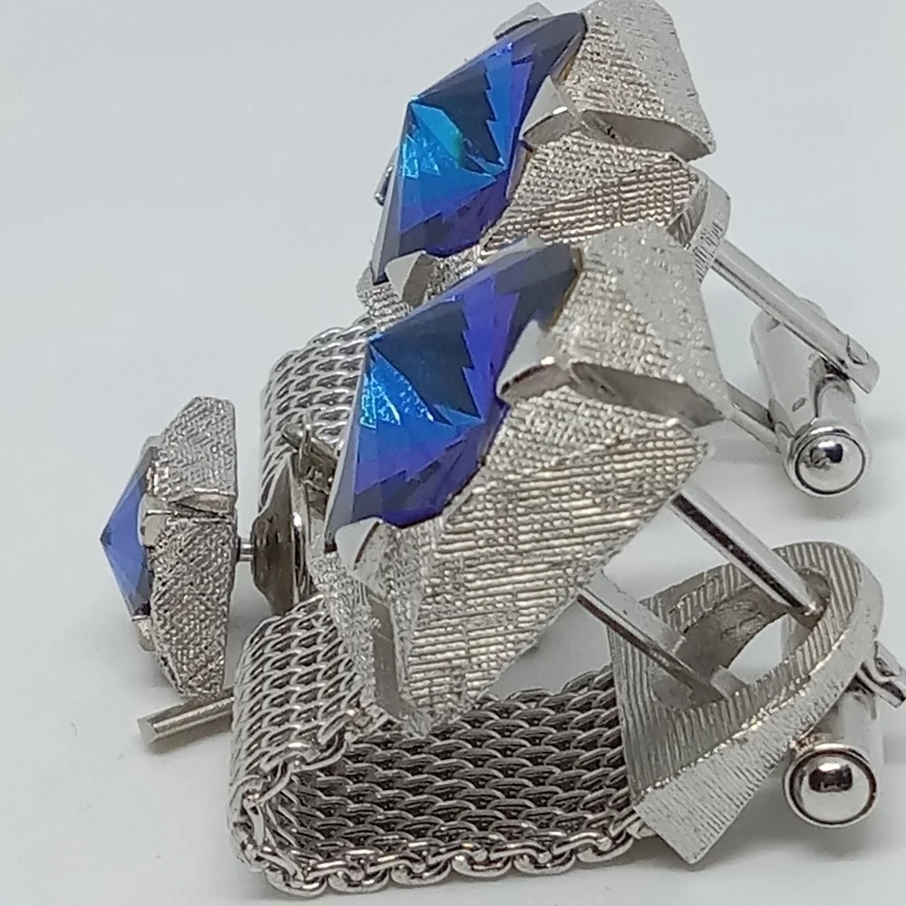 * vintage electric blue glass silver tone cuff links & tie tack pin set